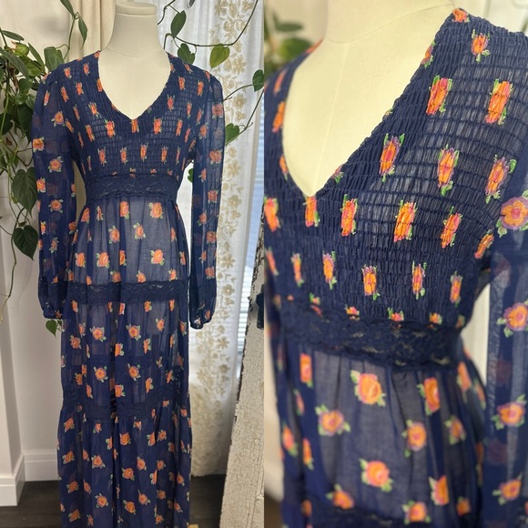 Vintage Dresses & Skirts - Elegant Floral Sheer Dress